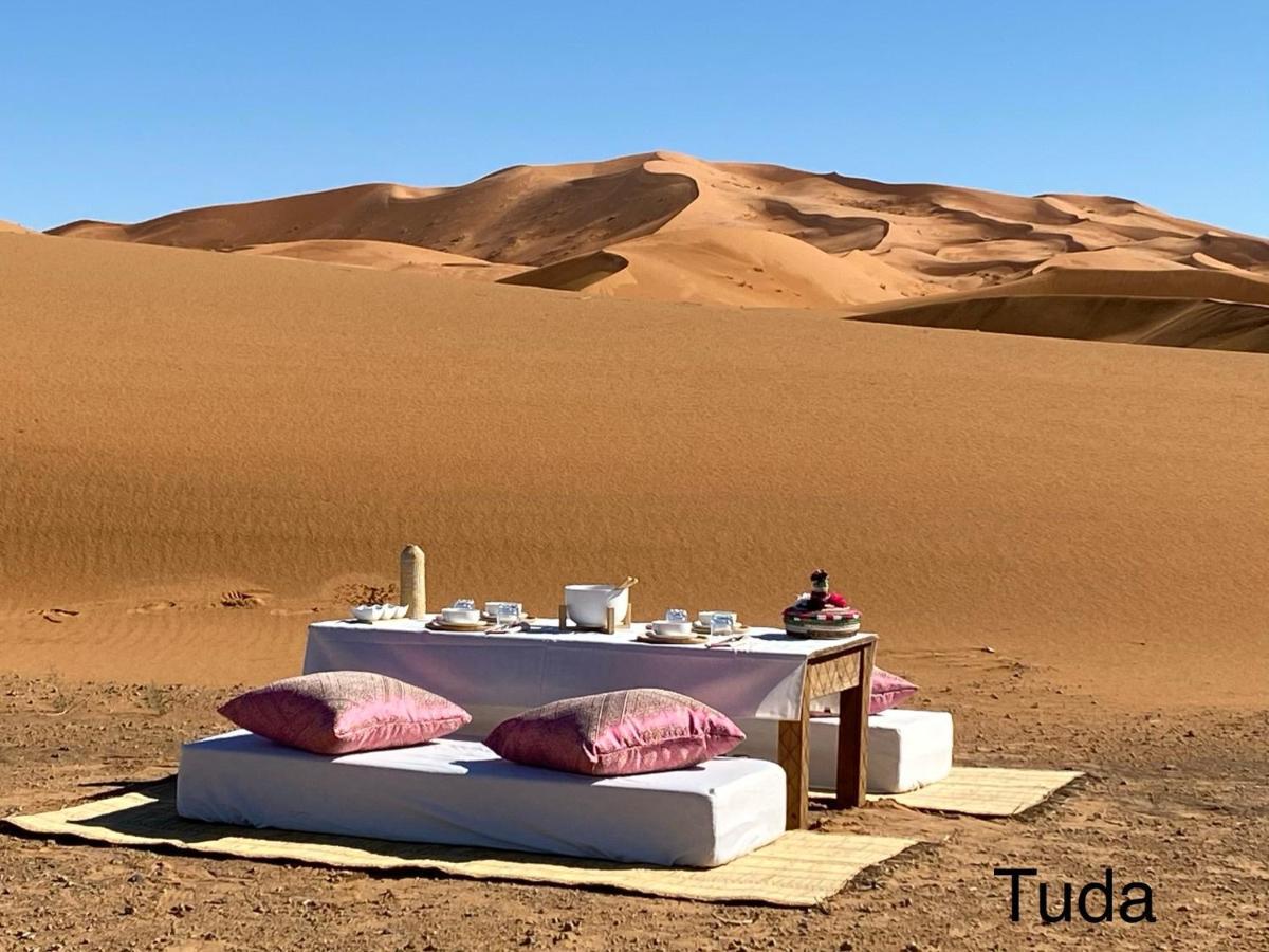 Tuda Luxury Camp Hotel เมอร์ซูกา ภายนอก รูปภาพ